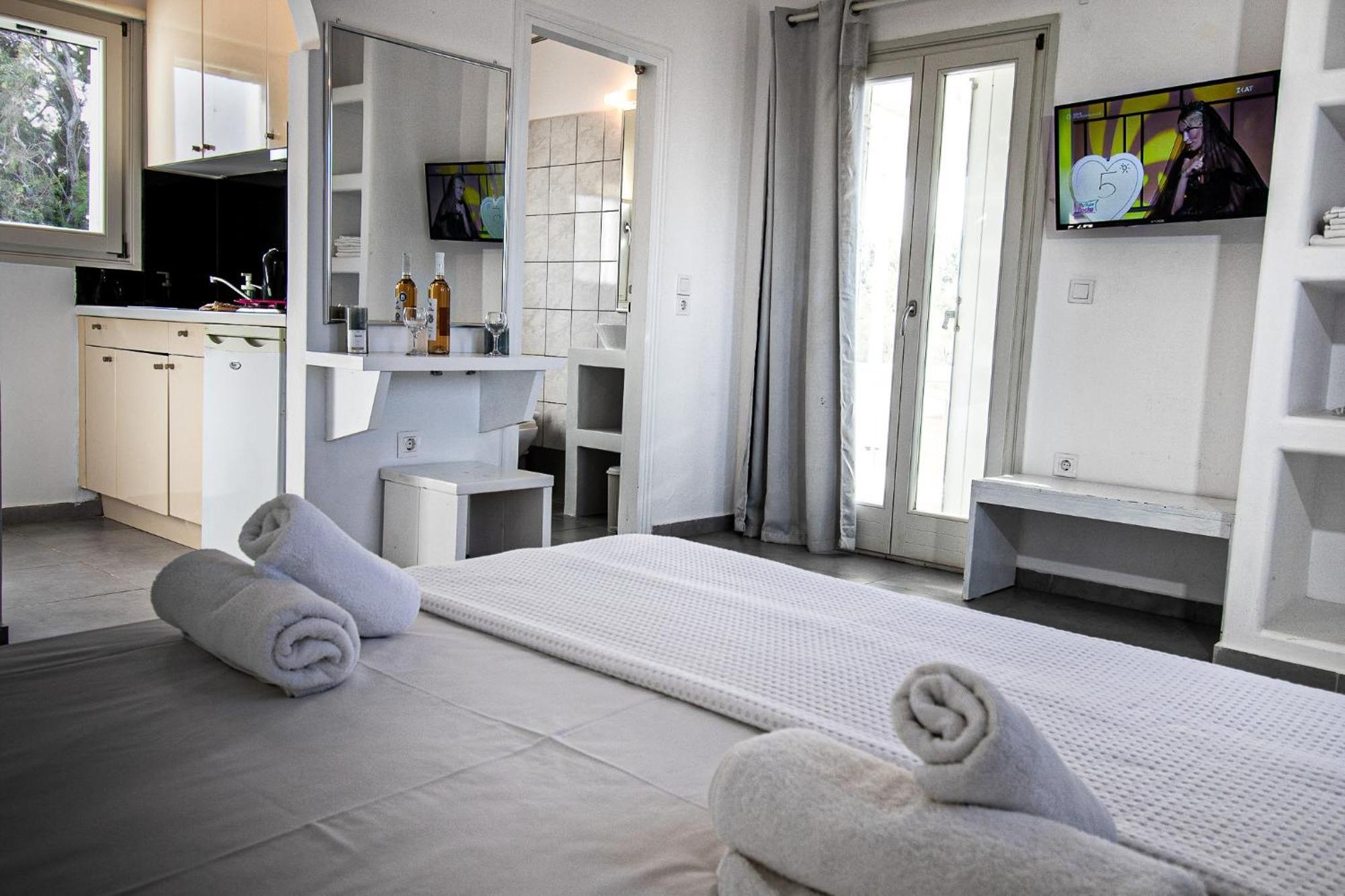 Mika Bungalows Naousa  Bagian luar foto