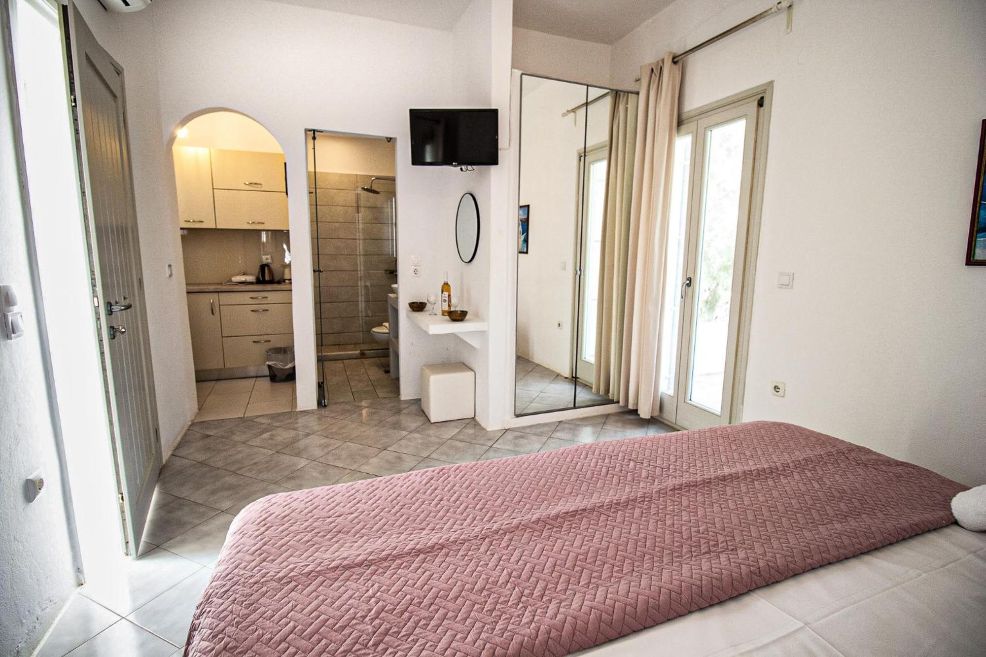 Mika Bungalows Naousa  Bagian luar foto