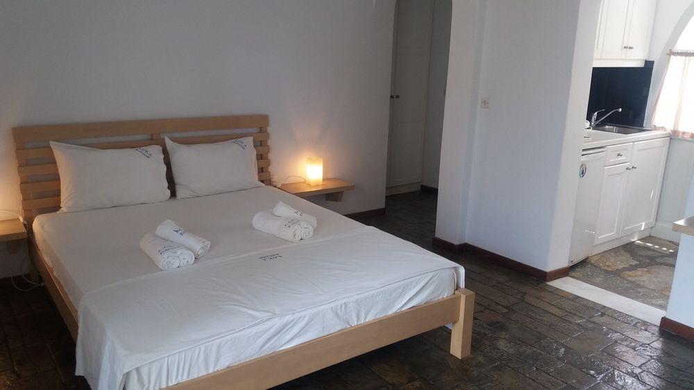 Mika Bungalows Naousa  Bagian luar foto