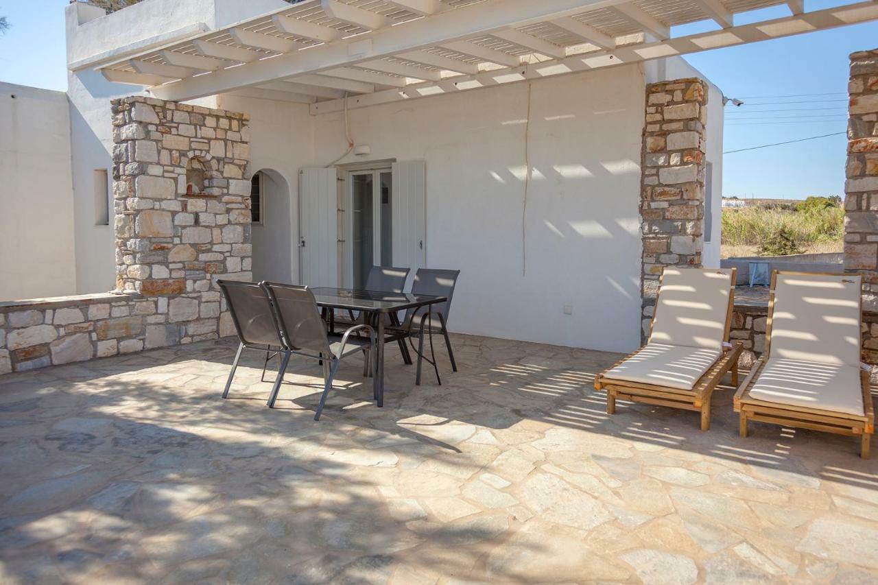 Mika Bungalows Naousa  Bagian luar foto